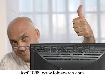 man-giving-thumbs_~foc01086.jpg