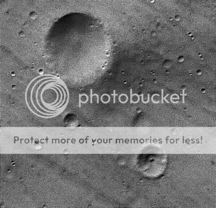 Phobos7March2010sampleareaMarsExpre.jpg