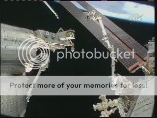 STS-132-2010-05-21-18h27m16s26.jpg