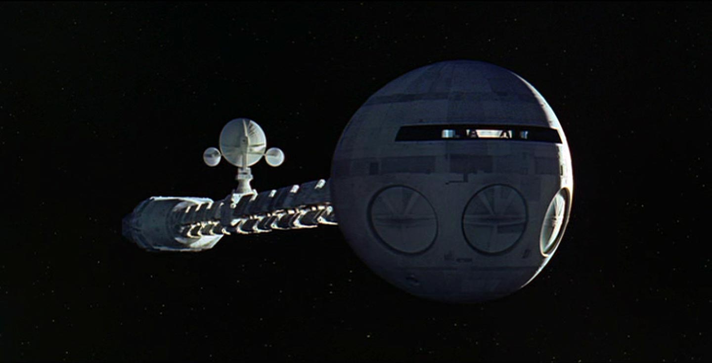 Discovery-1-from-2001-A-Space-Odyssey-Stanley-Kubrick.jpg